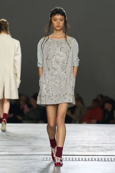 Look 7